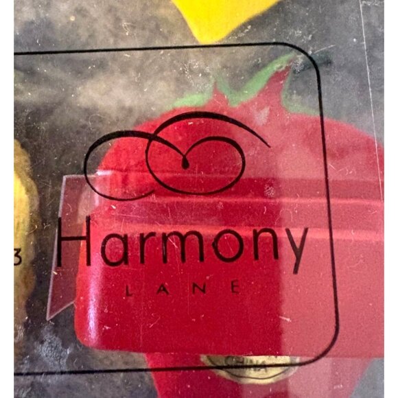 2 Set of 4 Acrylic Fruit Shaped Napkin Rings by Harmony Ln.  # 2680 - Picture 3 of 3